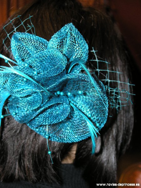 gayoso flor turquesa pequeña