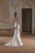 8232 vestido y sobrefalda